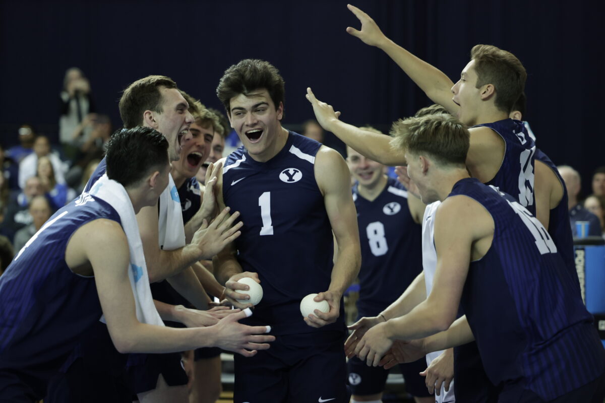 How Long Are Men S College Volleyball Games